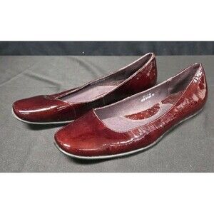 Born Patent Leather Ballet Flats Maroon Red US 11 EU 42 Comfort Shoes